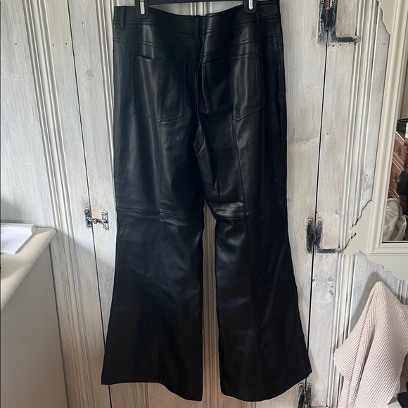 MNG Black Faux Leather Wide Leg Pants Size 14 (EUR 46) High Rise Flare Trousers - Picture 4 of 11